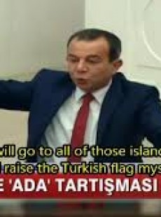 Tanju özcan