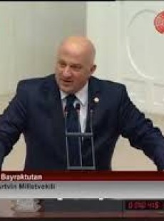 Uğur Bayraktutan
