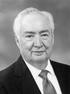 Lauro Cavazos