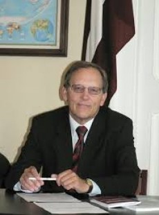 Aleksandrs Kiršteins Aleksandrs Kiršteins