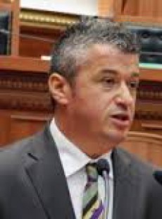 Alfred Peza