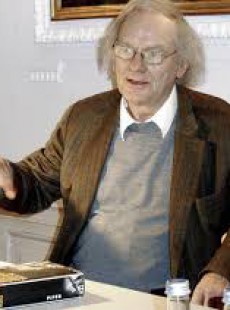 Ehrhart Neubert