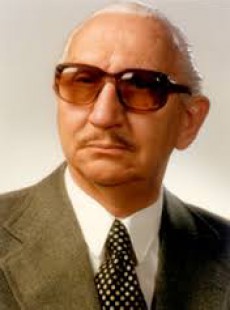 Fritz Schneider