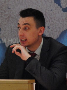 Gavin Shuker