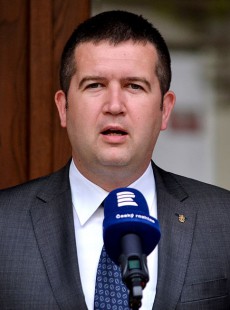 Jan Hamáček
