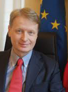 Lucio Malan