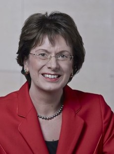 Marie-Luise Dött